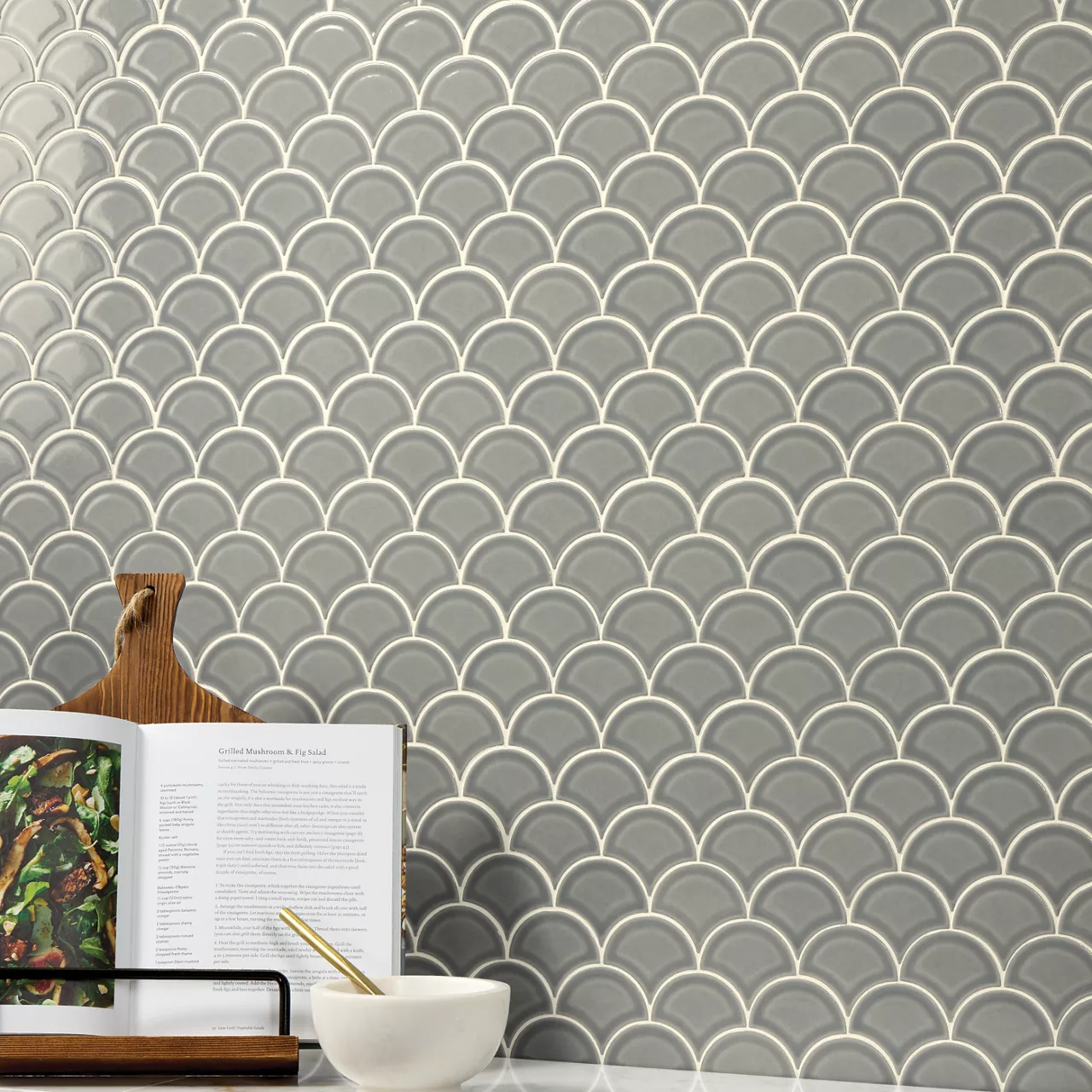 Revalia Remix Sublime Gray Fan
